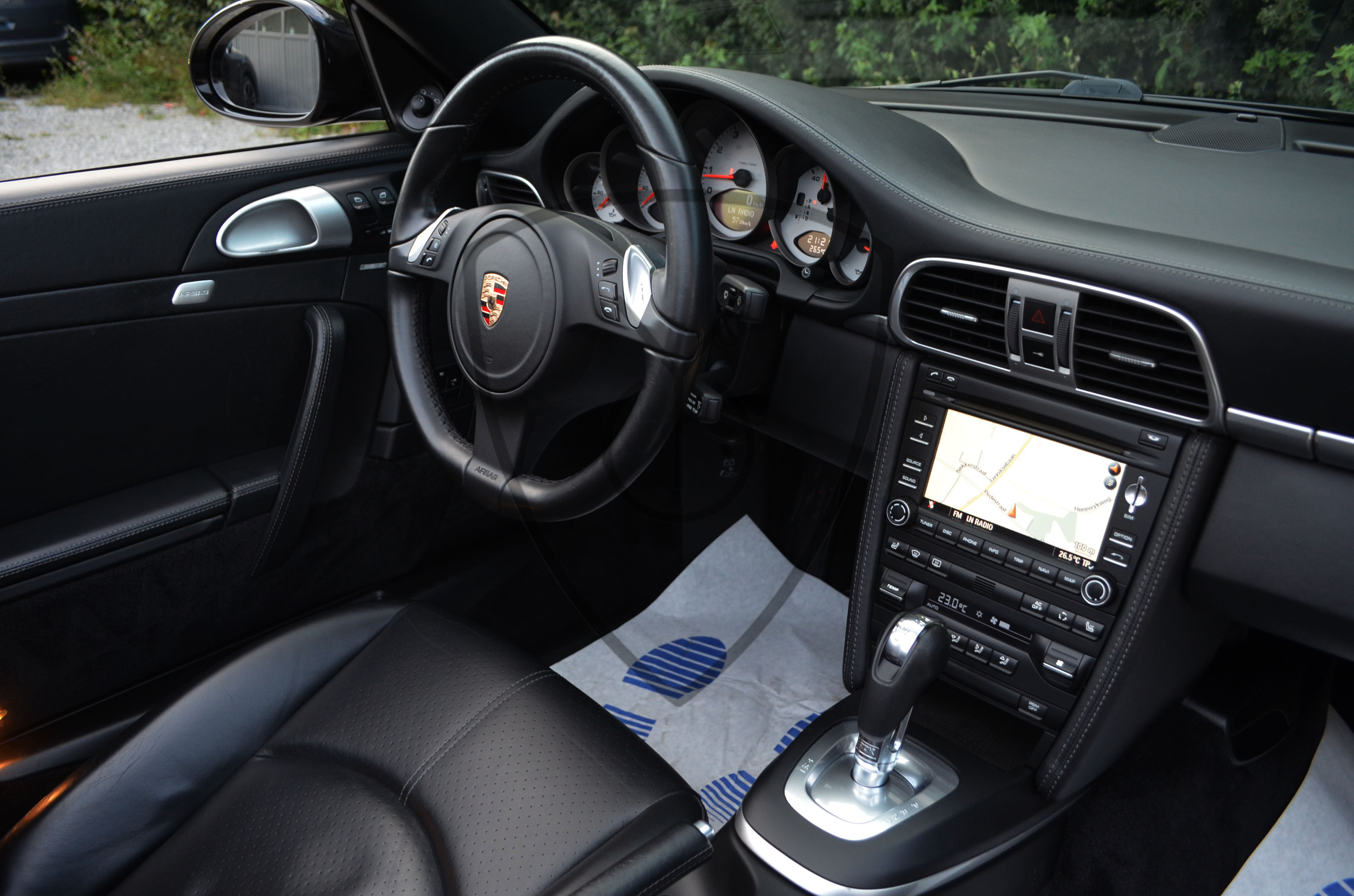 PORSCHE 997 4S CABRIO — image 9